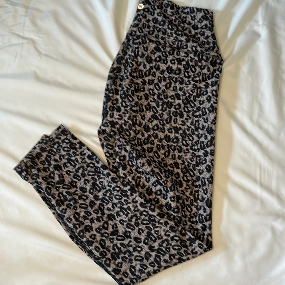 WORN ONCE! RBX leggings